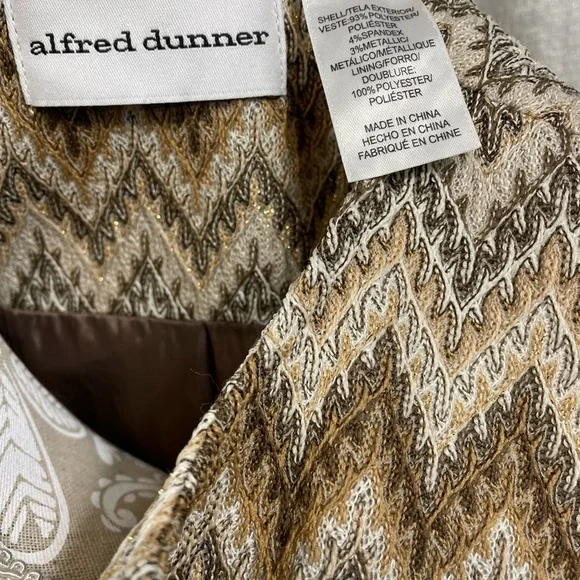 Alfred Dunner Chevron Blazer Jacket Women’s 14 Gold Metallic Accents - Picture 2 of 5